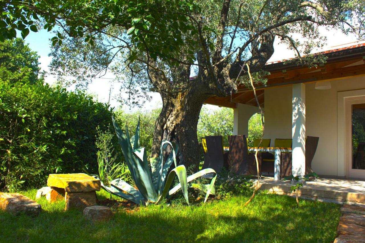 Holiday Home Liberta Krnica Exterior photo