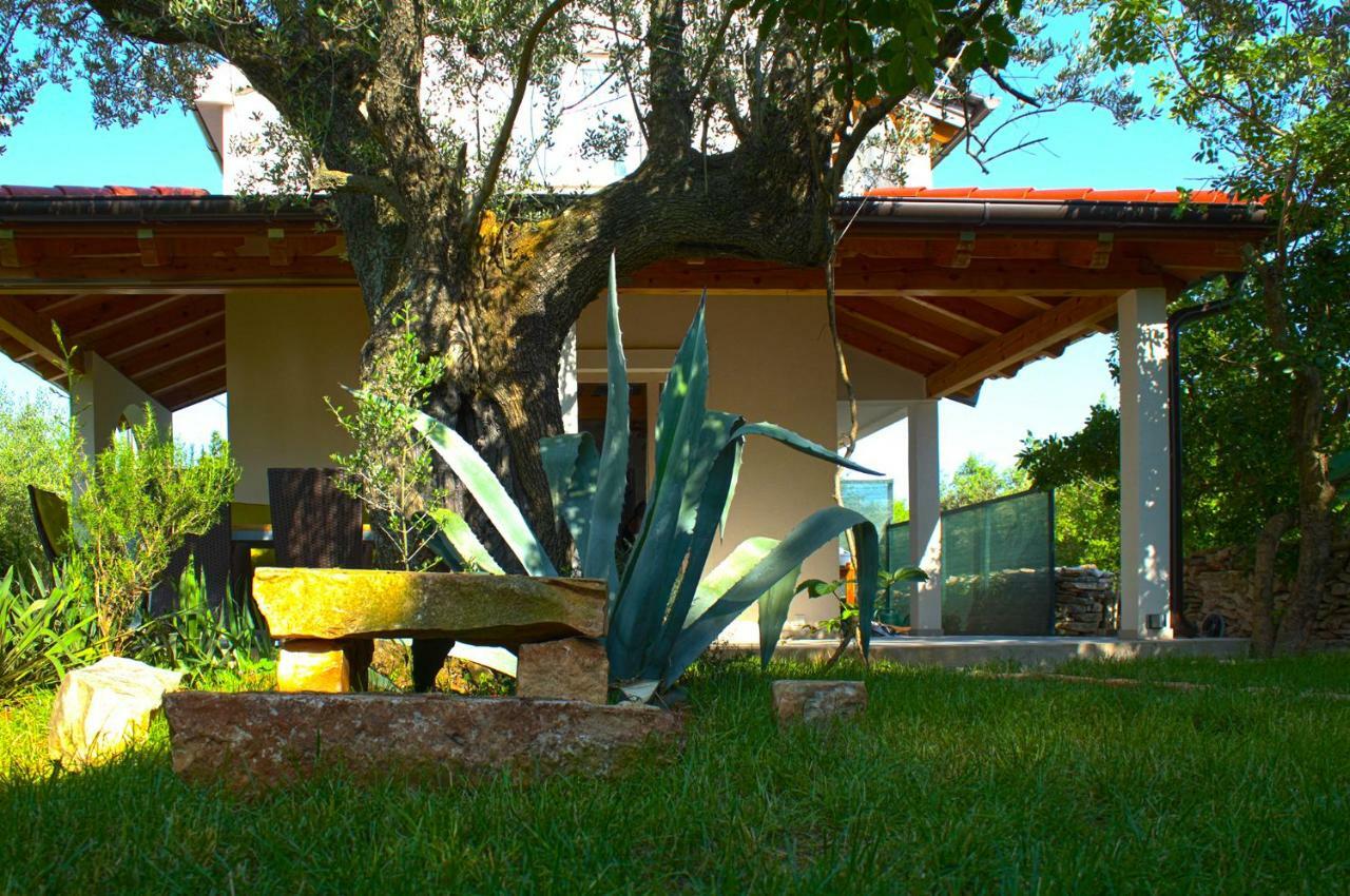 Holiday Home Liberta Krnica Exterior photo