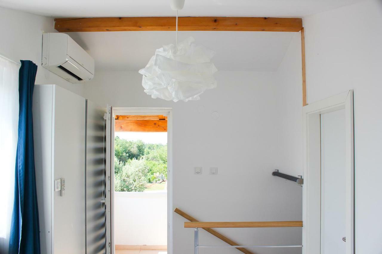 Holiday Home Liberta Krnica Exterior photo